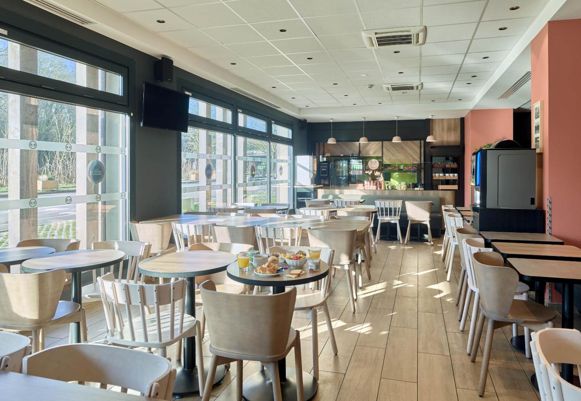 B&B Hotel Paris Meudon Velizy Eksteriør bilde